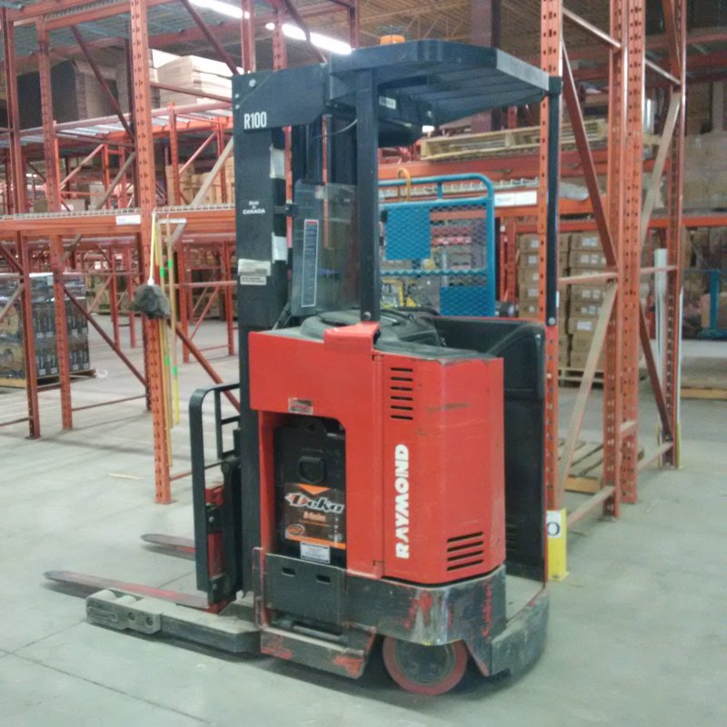 1995 Raymond Reach Stand Up Lift Truck For Sale